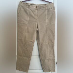 Chico's Classic Tan Capris